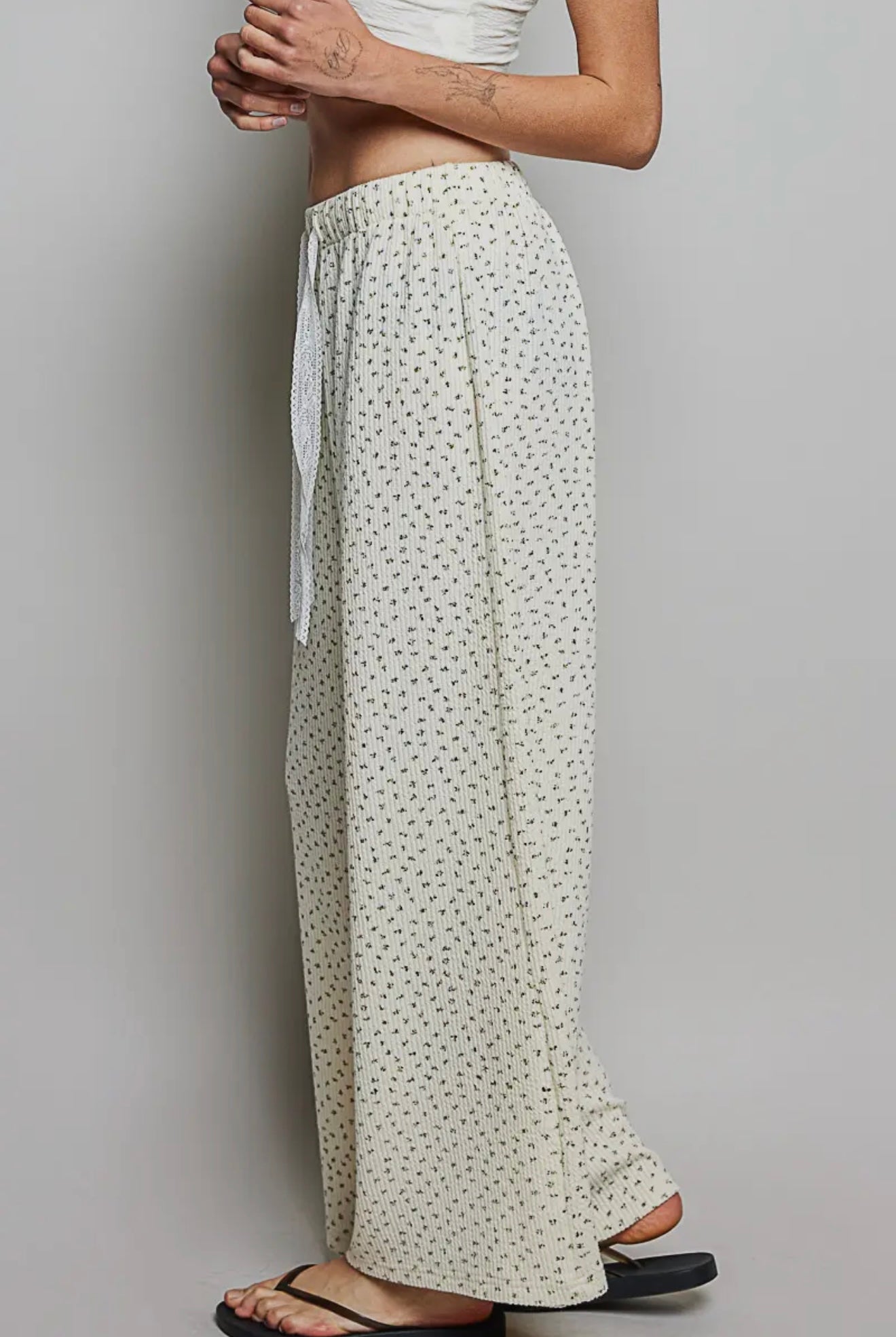 POL Comfy Floral Lounge Pants