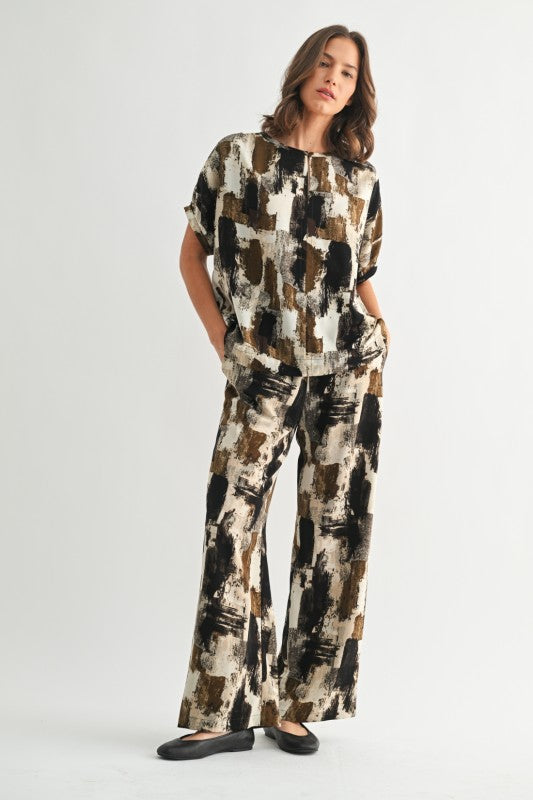 Abstract Becka Bottoms