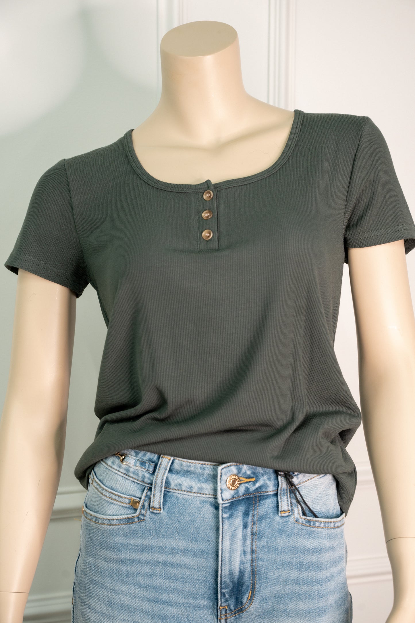 Ermine Tee Olive