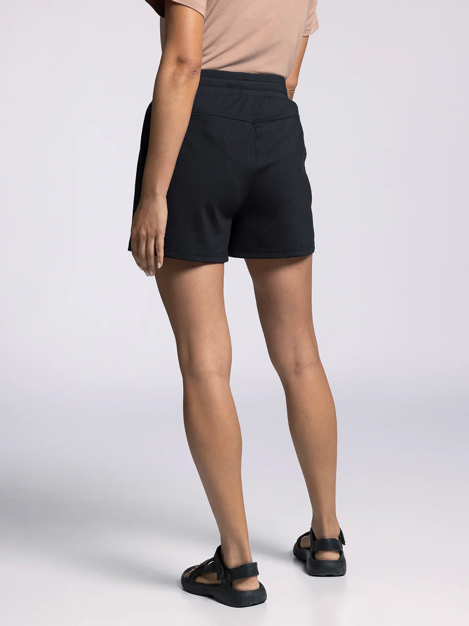 Amanda Shorts