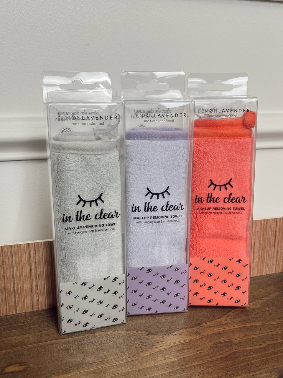 In the clear makeup remover wipe