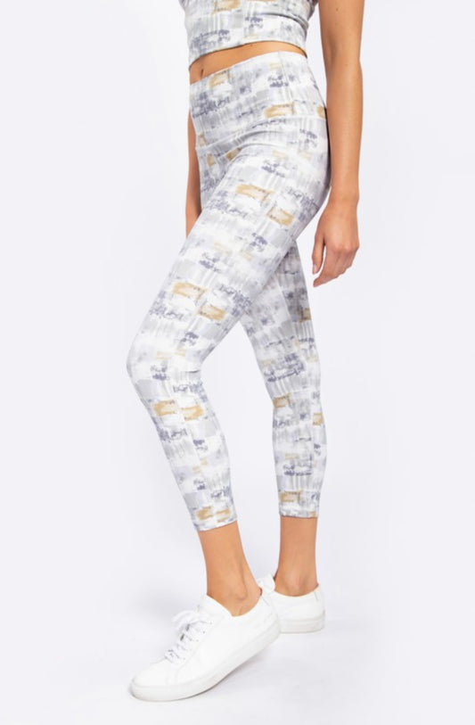 Watercolor Highwaisted Capri Legging