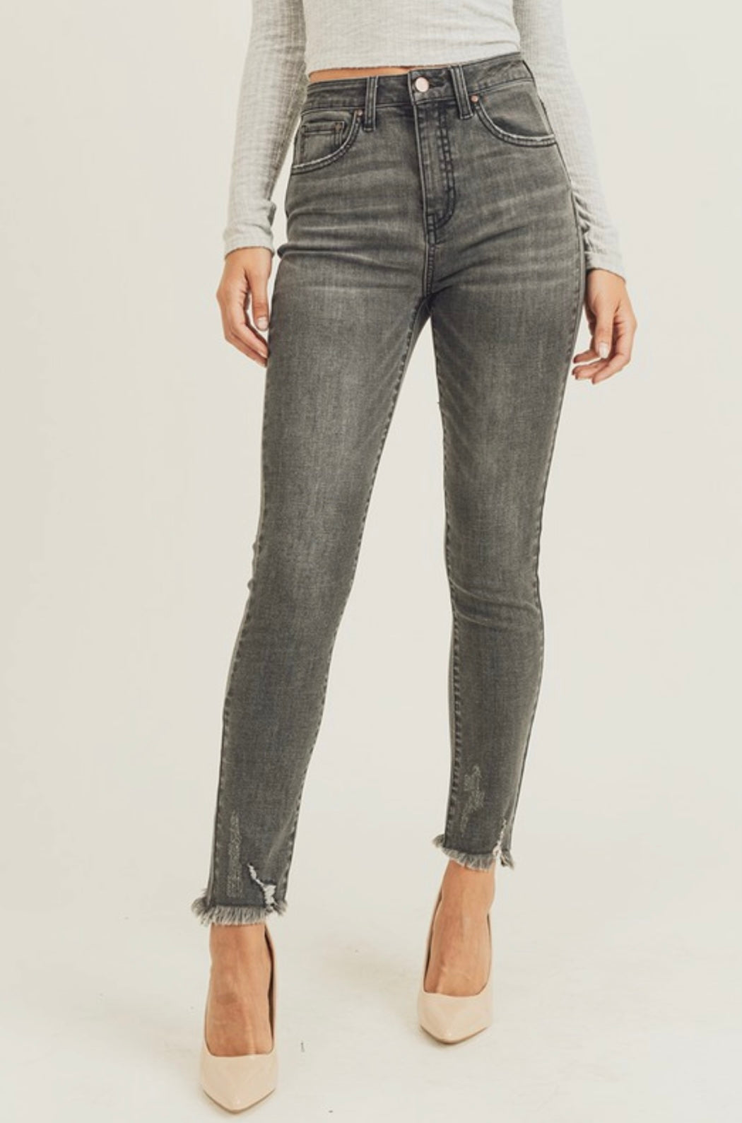 Highwaisted Frayed Hem Ankle Skinny