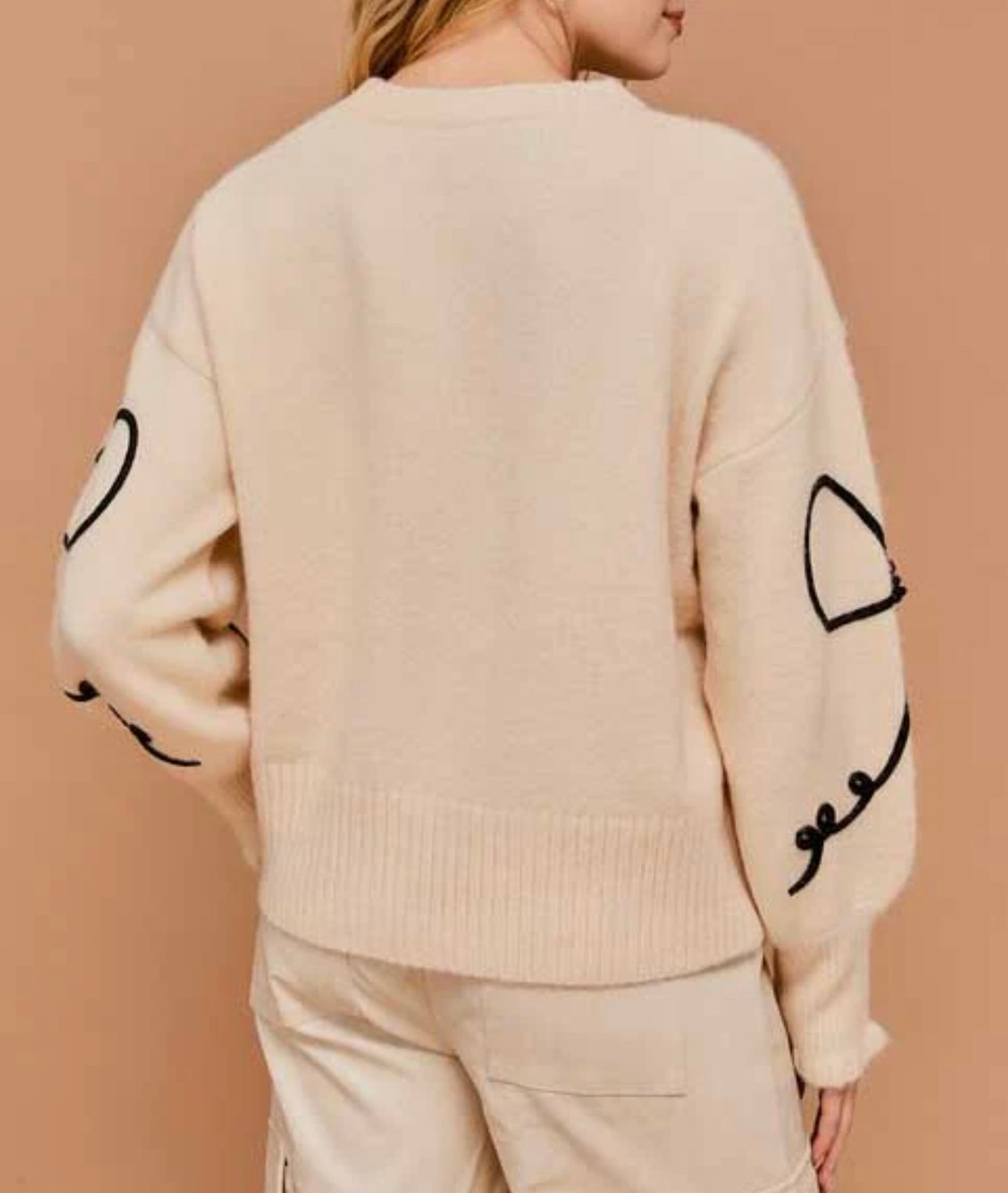 BOW CREW NECK SWEATER - CREAM/BLACK