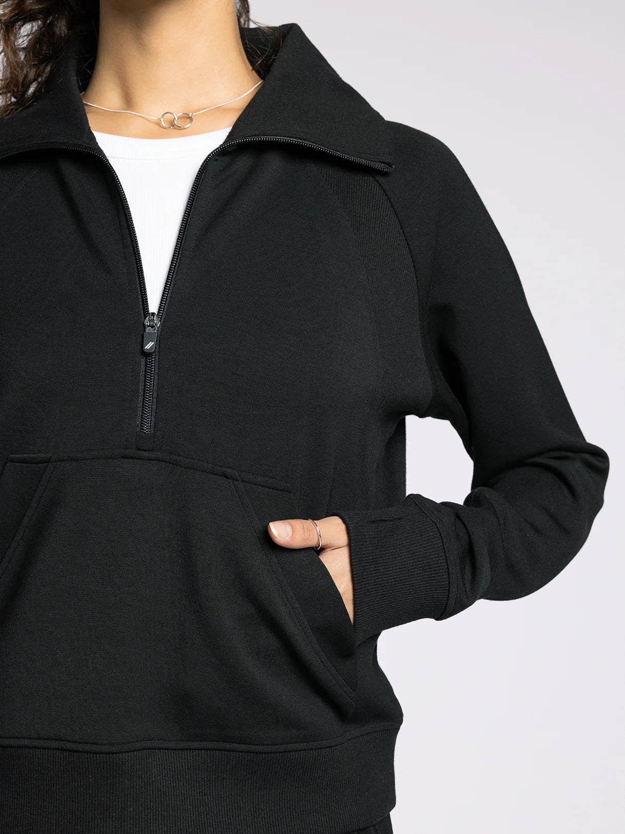Kari Pullover Black