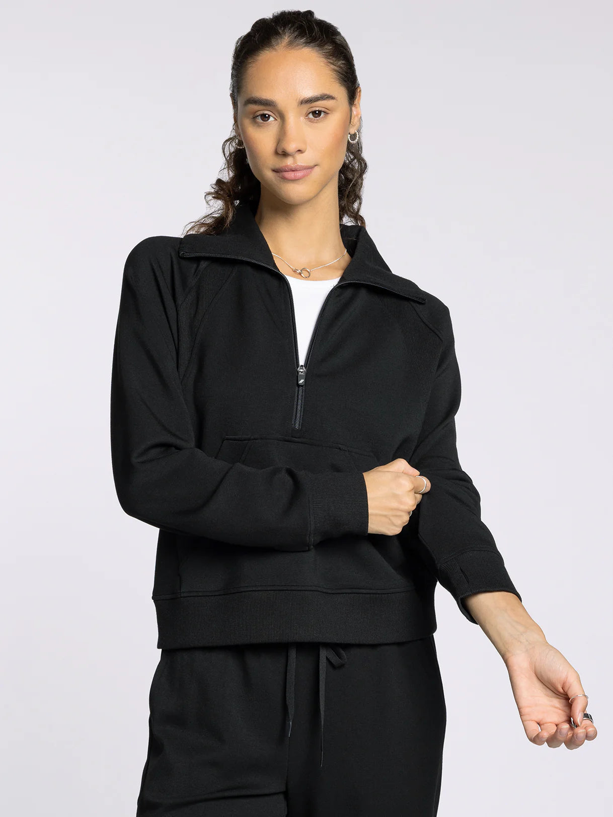 Kari Pullover Black