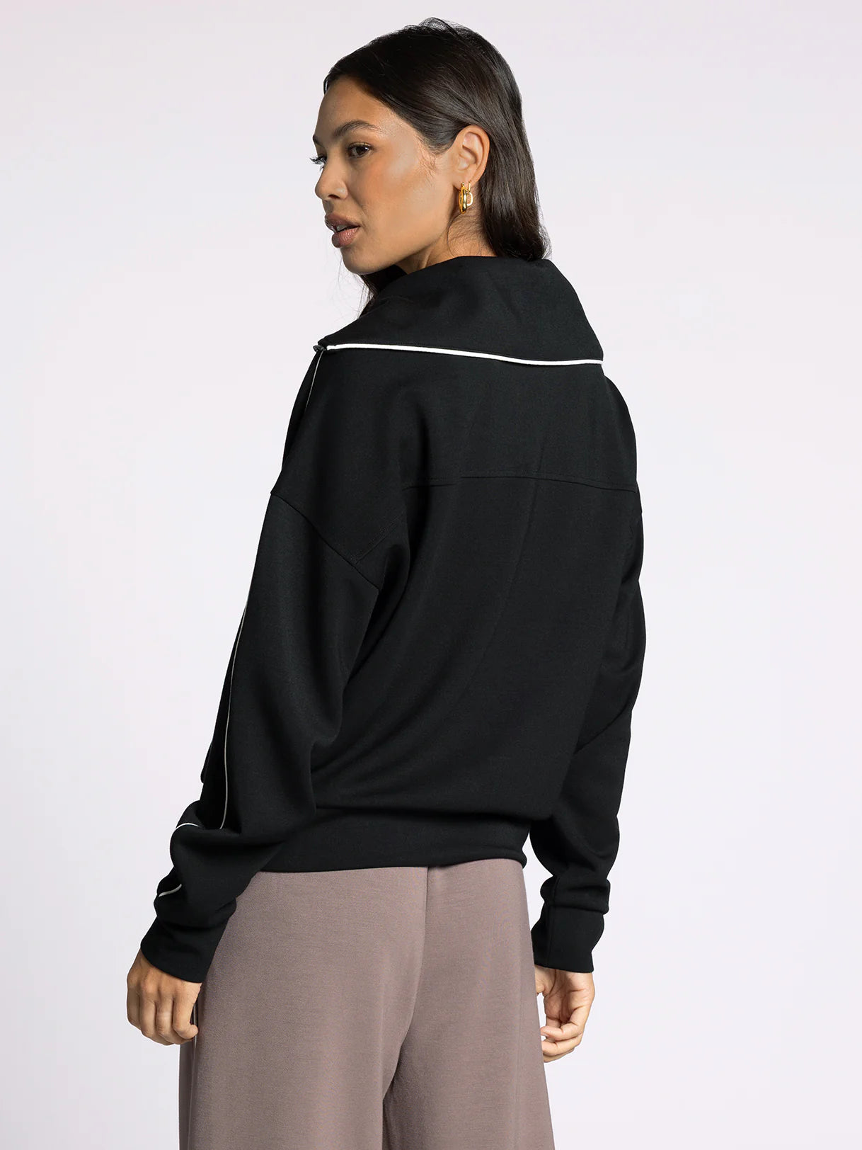 Regalia Pullover
