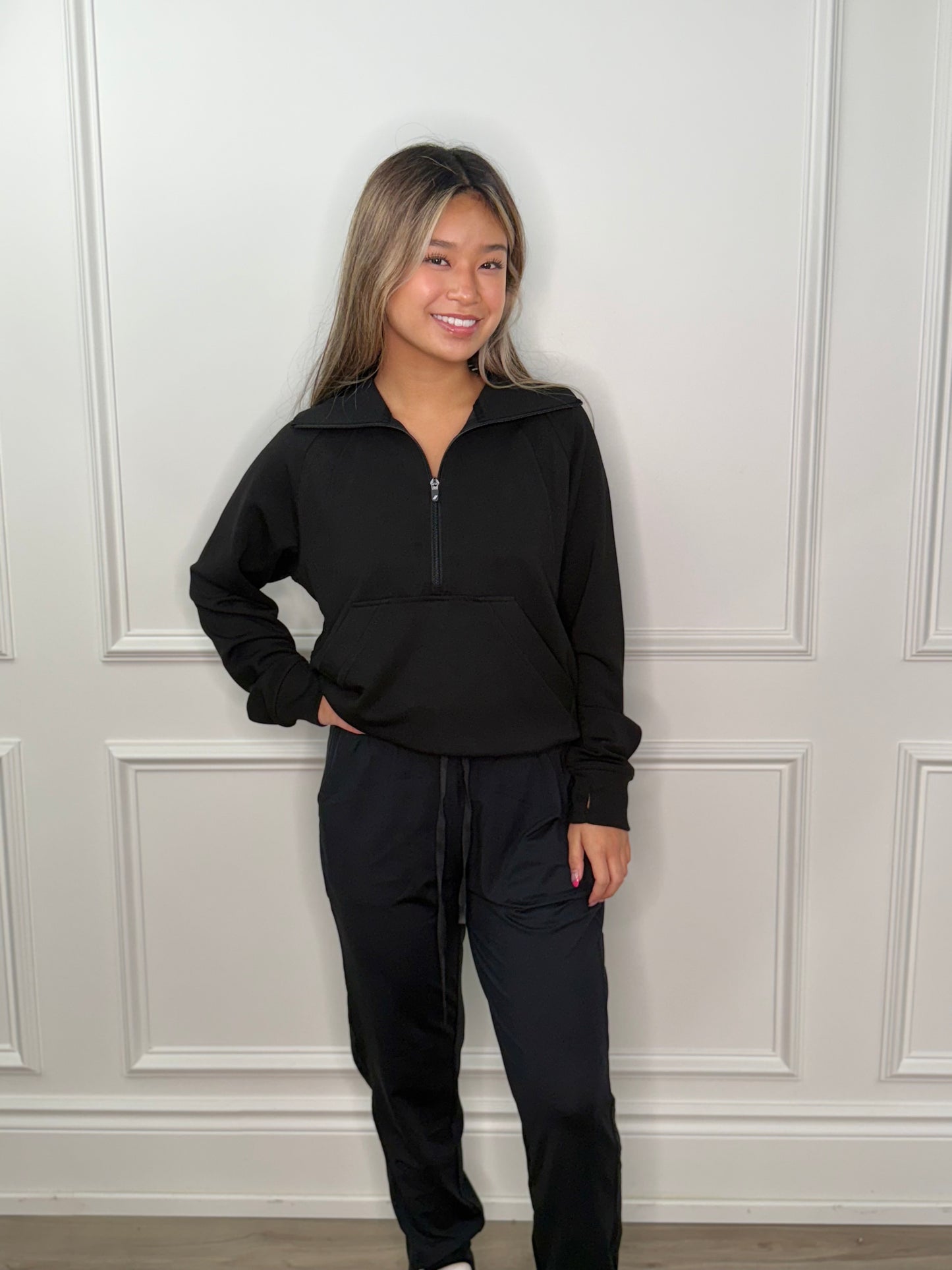 Black Pullover