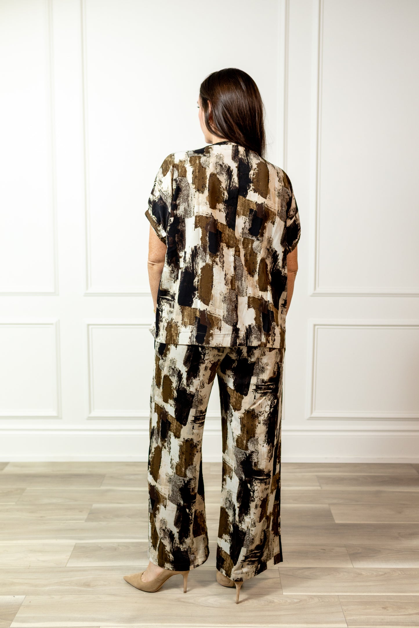 Abstract Becka Bottoms