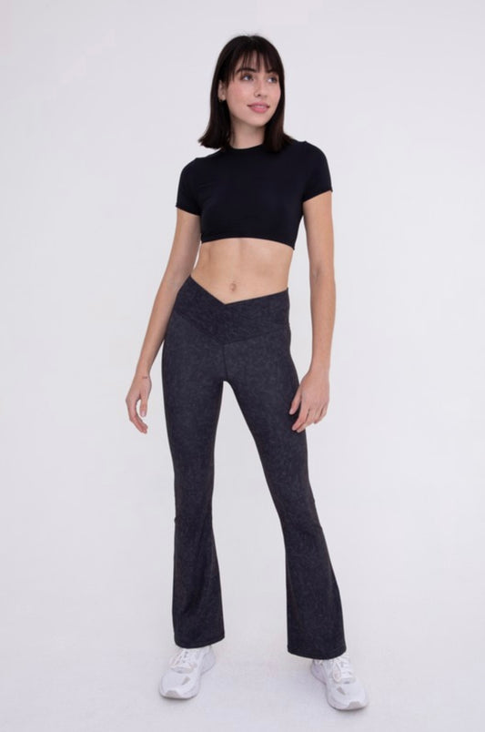 Crossover Flare Legging